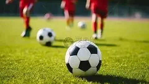 林青霞盛赞王祖贤肌肤亮丽，邓丽君体贴周到备受尊敬